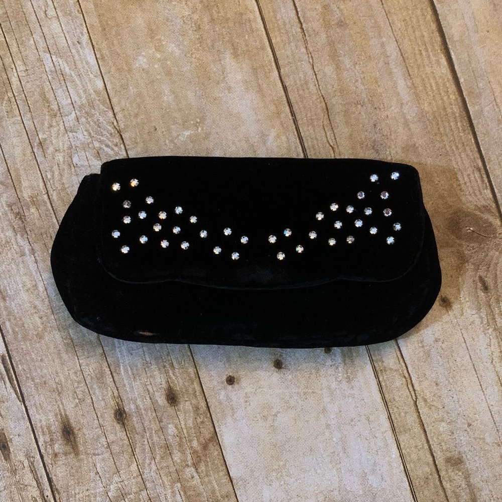 VTG black velvet and rhinestone clutch